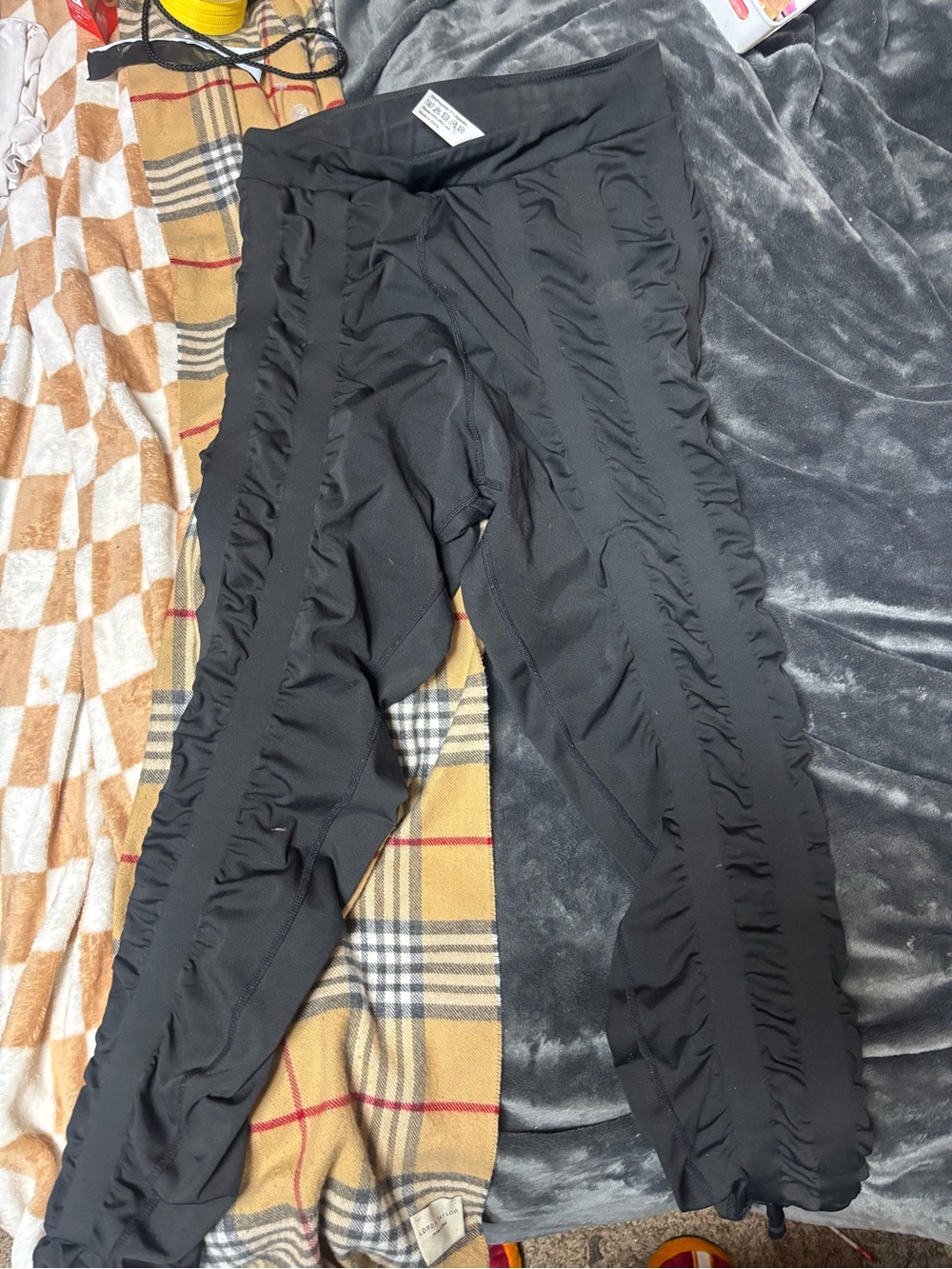 SKINNIFY Black Ruched Waistband Leggings